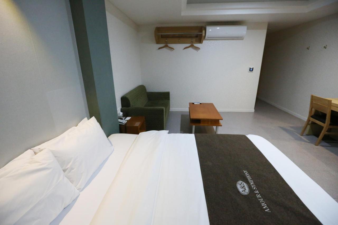Amour Hotel Suwon Ngoại thất bức ảnh