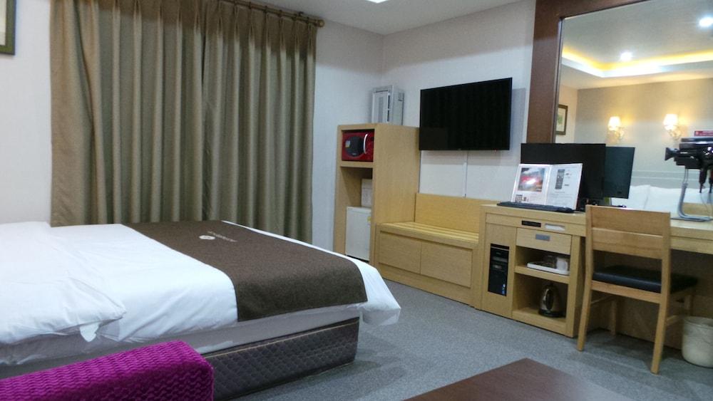 Amour Hotel Suwon Ngoại thất bức ảnh