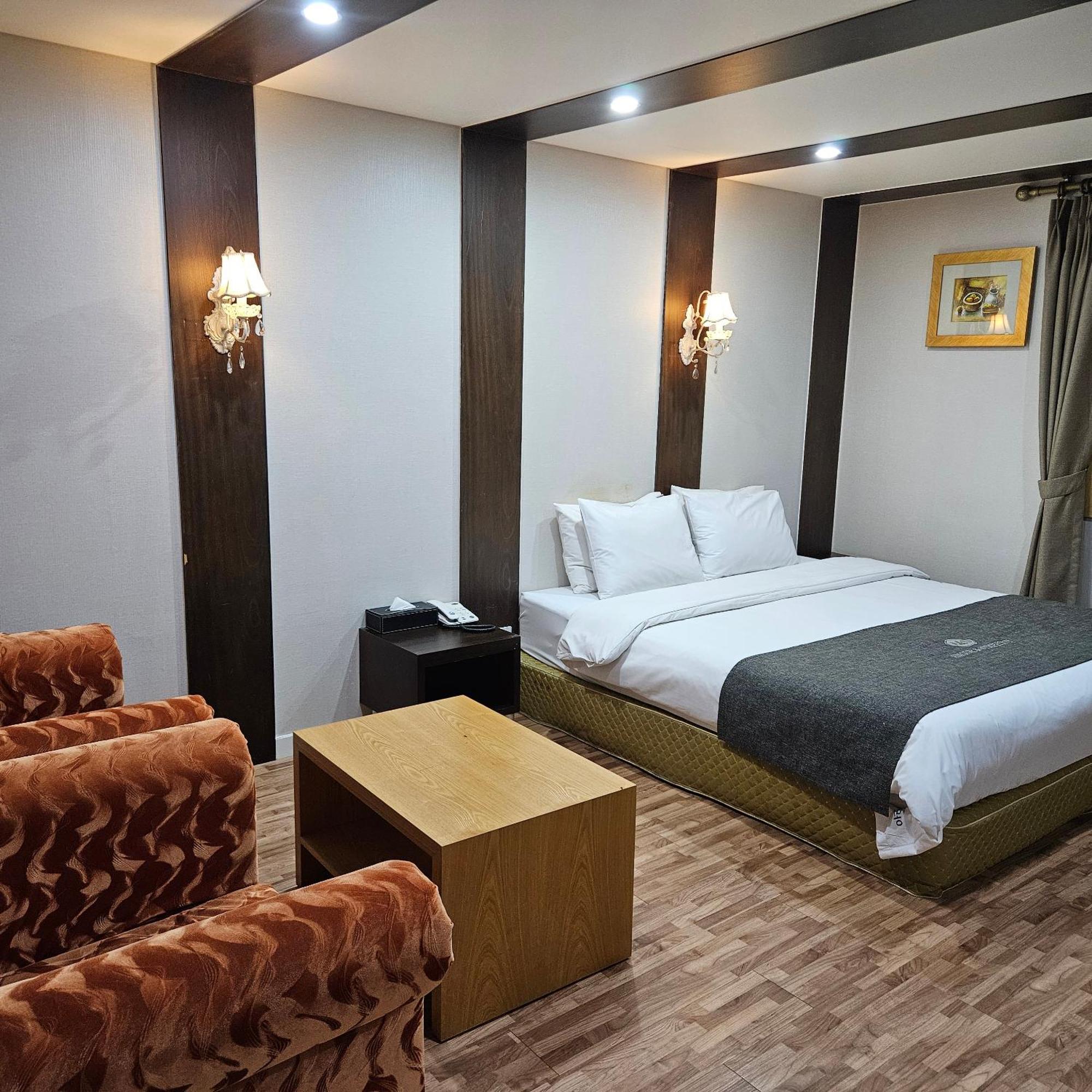 Amour Hotel Suwon Ngoại thất bức ảnh