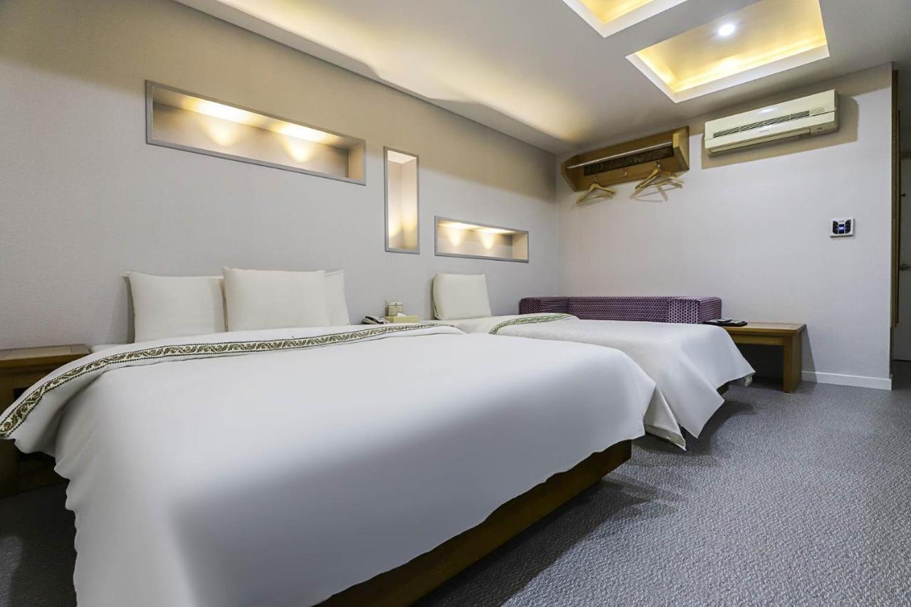 Amour Hotel Suwon Ngoại thất bức ảnh