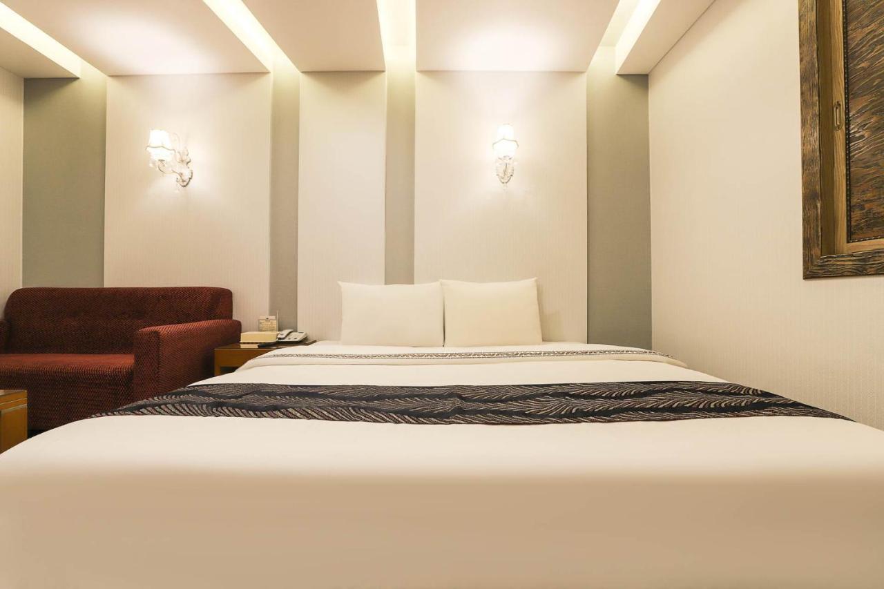 Amour Hotel Suwon Ngoại thất bức ảnh
